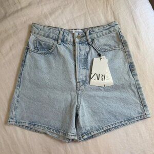 zara women’s light wash jean shorts - relaxed fit